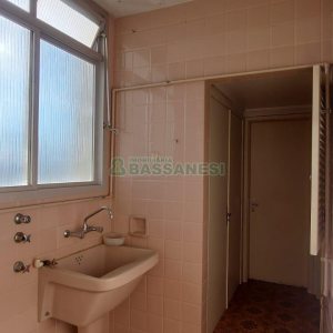 Apartamento com 236m², 4 dormitórios, 1 vaga, no bairro Exposição em Caxias do Sul para Comprar