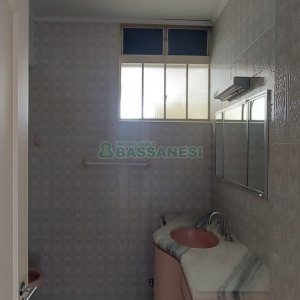 Apartamento com 236m², 4 dormitórios, 1 vaga, no bairro Exposição em Caxias do Sul para Comprar
