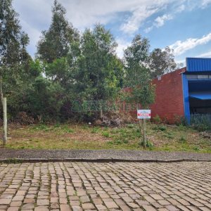 Terreno com 360m², no bairro Sanvitto em Caxias do Sul para Comprar