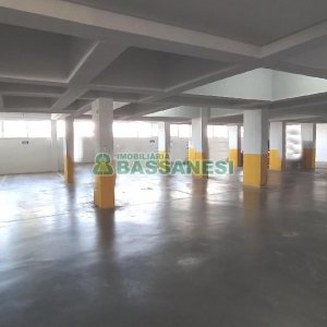 Apartamento com 160m², 3 dormitórios, 4 vagas, no bairro Charqueadas em Caxias do Sul para Alugar