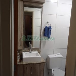 Apartamento com 47m², 2 dormitórios, 1 vaga, no bairro Morada dos Alpes em Caxias do Sul para Comprar