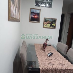 Apartamento com 47m², 2 dormitórios, 1 vaga, no bairro Morada dos Alpes em Caxias do Sul para Comprar