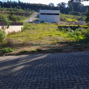 Terreno, no bairro Treviso em Caxias do Sul para Comprar