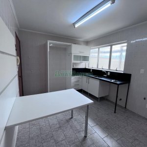 Apartamento com 147m², 3 dormitórios, 2 vagas, no bairro Panazzolo em Caxias do Sul para Alugar ou Comprar