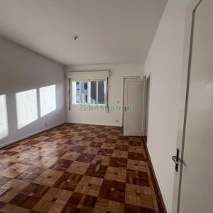 Apartamento com 280m², 3 dormitórios, no bairro Centro em Caxias do Sul para Alugar