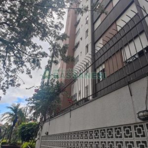 Apartamento com 77m², 3 dormitórios, 1 vaga, no bairro Centro em Caxias do Sul para Comprar