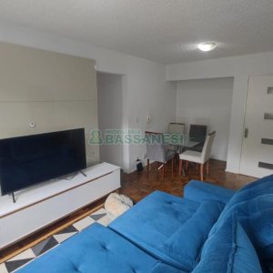 Apartamento com 77m², 3 dormitórios, 1 vaga, no bairro Centro em Caxias do Sul para Comprar