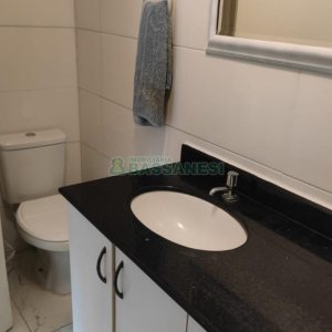 Apartamento com 77m², 3 dormitórios, 1 vaga, no bairro Centro em Caxias do Sul para Comprar