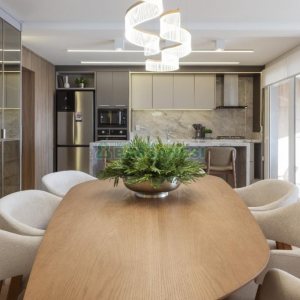 Apartamento com 182m², 3 dormitórios, 2 vagas, no bairro Exposição em Caxias do Sul para Comprar