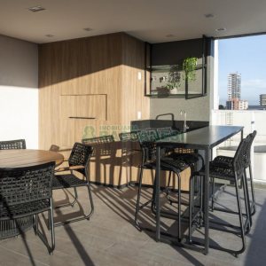 Apartamento com 182m², 3 dormitórios, 2 vagas, no bairro Exposição em Caxias do Sul para Comprar