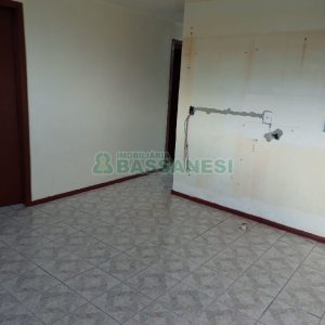 Casa com 154m², 4 dormitórios, 2 vagas, no bairro Esplanada em Caxias do Sul para Comprar