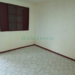 Casa com 154m², 4 dormitórios, 2 vagas, no bairro Esplanada em Caxias do Sul para Comprar