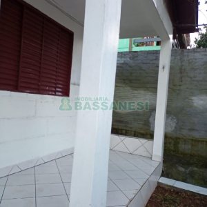 Casa com 154m², 4 dormitórios, 2 vagas, no bairro Esplanada em Caxias do Sul para Comprar