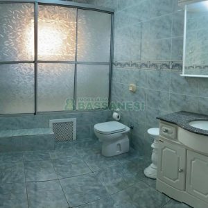 Casa com 212m², 3 dormitórios, 2 vagas, no bairro Fazenda Souza em Caxias do Sul para Comprar