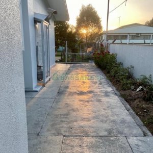 Casa com 212m², 3 dormitórios, 2 vagas, no bairro Fazenda Souza em Caxias do Sul para Comprar