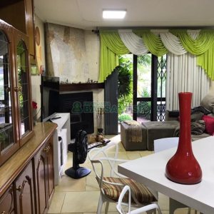 Casa com 410m², 3 dormitórios, no bairro Bela Vista em Caxias do Sul para Comprar