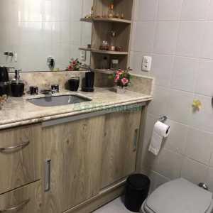 Casa com 410m², 3 dormitórios, no bairro Bela Vista em Caxias do Sul para Comprar