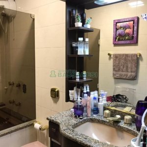 Casa com 410m², 3 dormitórios, no bairro Bela Vista em Caxias do Sul para Comprar