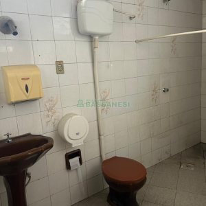 Pavilhão com 671m², no bairro Santa Catarina em Caxias do Sul para Alugar