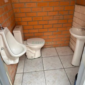 Pavilhão com 671m², no bairro Santa Catarina em Caxias do Sul para Alugar