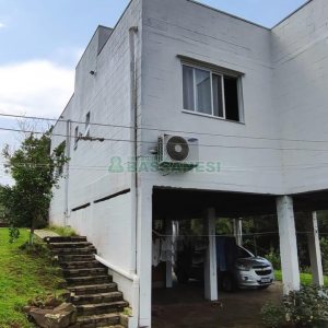 Casa Mobiliada com 100m², 3 dormitórios, 3 vagas, no bairro Linha 40 em Caxias do Sul para Comprar