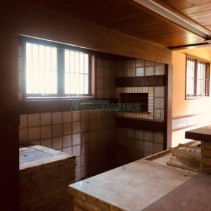 Casa com 200m², 5 dormitórios, 5 vagas, no bairro 3 Legua em Caxias do Sul para Alugar