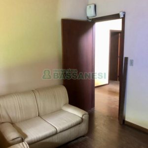 Casa com 200m², 5 dormitórios, 5 vagas, no bairro 3 Legua em Caxias do Sul para Alugar