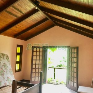 Casa com 200m², 5 dormitórios, 5 vagas, no bairro 3 Legua em Caxias do Sul para Alugar