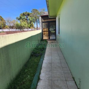 Casa com 205m², 3 dormitórios, 2 vagas, no bairro Cinqüentenário em Caxias do Sul para Comprar