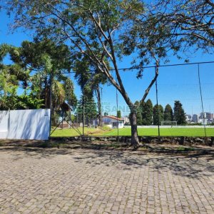 Casa com 205m², 3 dormitórios, 2 vagas, no bairro Cinqüentenário em Caxias do Sul para Comprar