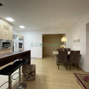 Apto Mobiliado com 71m², 2 dormitórios, 2 vagas, no bairro Madureira em Caxias do Sul para Alugar