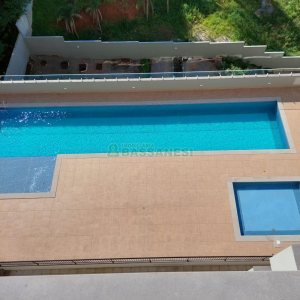 Apto Mobiliado com 71m², 2 dormitórios, 2 vagas, no bairro Madureira em Caxias do Sul para Alugar