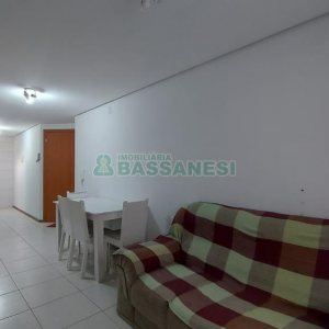 Apto Mobiliado com 49m², 2 dormitórios, 1 vaga, no bairro Desvio Rizzo em Caxias do Sul para Alugar ou Comprar
