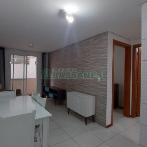 Apto Mobiliado com 49m², 2 dormitórios, 1 vaga, no bairro Desvio Rizzo em Caxias do Sul para Alugar ou Comprar