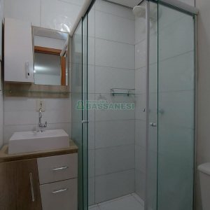 Apto Mobiliado com 49m², 2 dormitórios, 1 vaga, no bairro Desvio Rizzo em Caxias do Sul para Alugar ou Comprar