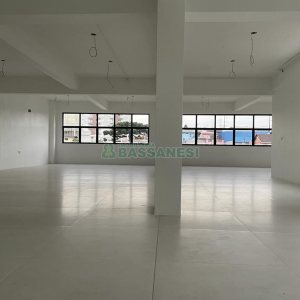Sala com 144m², no bairro Sagrada Família em Caxias do Sul para Alugar