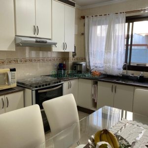 Apartamento com 140m², 3 dormitórios, 1 vaga, no bairro Centro em Caxias do Sul para Comprar