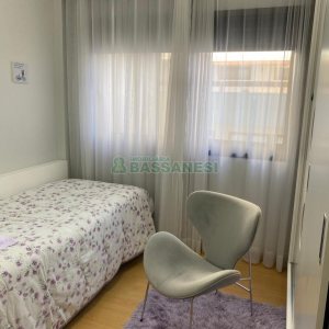Apartamento com 140m², 3 dormitórios, 1 vaga, no bairro Centro em Caxias do Sul para Comprar