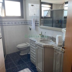 Apartamento com 140m², 3 dormitórios, 1 vaga, no bairro Centro em Caxias do Sul para Comprar