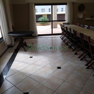 Apartamento com 140m², 3 dormitórios, 1 vaga, no bairro Centro em Caxias do Sul para Comprar