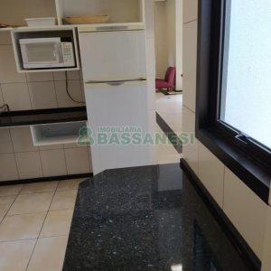 Apartamento com 140m², 3 dormitórios, 1 vaga, no bairro Centro em Caxias do Sul para Comprar