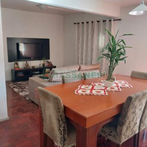 Casa com 387m², 1 dormitório, 2 vagas, no bairro Santa Catarina em Caxias do Sul para Comprar