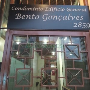 Loja com 450m², no bairro São Pelegrino em Caxias do Sul para Alugar