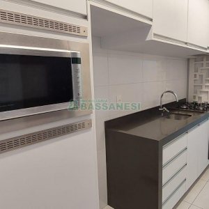 Apto Mobiliado com 67m², 2 dormitórios, 1 vaga, no bairro Kayser em Caxias do Sul para Comprar