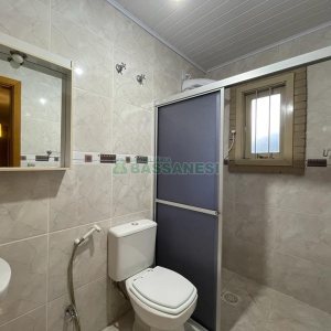 Casa Mobiliada com 130m², 3 dormitórios, 2 vagas, no bairro Linha 40 em Caxias do Sul para Alugar