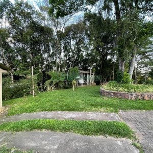 Casa Mobiliada com 130m², 3 dormitórios, 2 vagas, no bairro Linha 40 em Caxias do Sul para Alugar