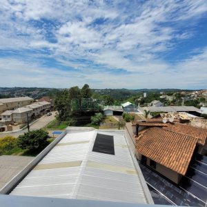 Apartamento com 52m², 2 dormitórios, 1 vaga, no bairro São Leopoldo em Caxias do Sul para Alugar