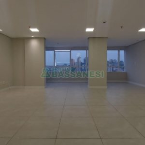 Sala com 51m², 1 vaga, no bairro Pio X em Caxias do Sul para Alugar