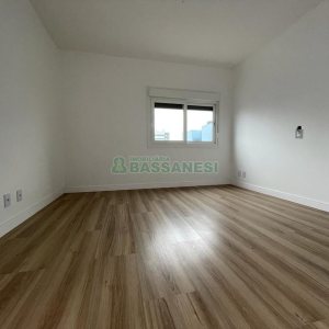Apartamento com 111m², 3 dormitórios, 2 vagas, no bairro Villagio Iguatemi em Caxias do Sul para Alugar