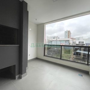 Apartamento com 111m², 3 dormitórios, 2 vagas, no bairro Villagio Iguatemi em Caxias do Sul para Alugar